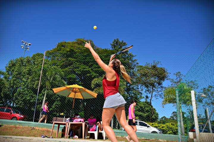 TORNEIO DE BEACH TENNIS “PARA ELAS”