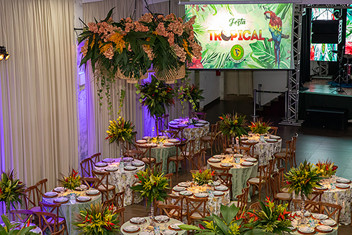 FESTA TROPICAL
